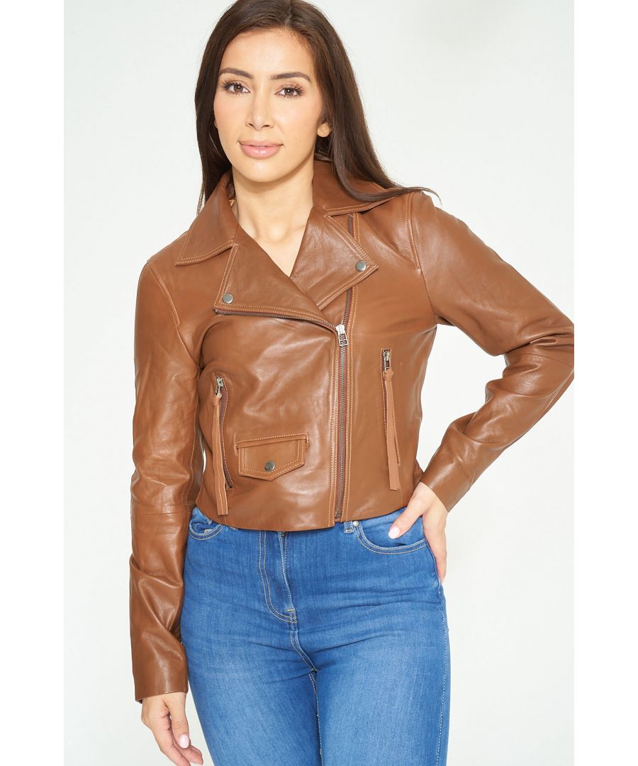 Elle Ladies Leather Biker Jacket, 2 Front pockets. No inside pocket. Shell 100% Leather. Lining 100% Polyester.