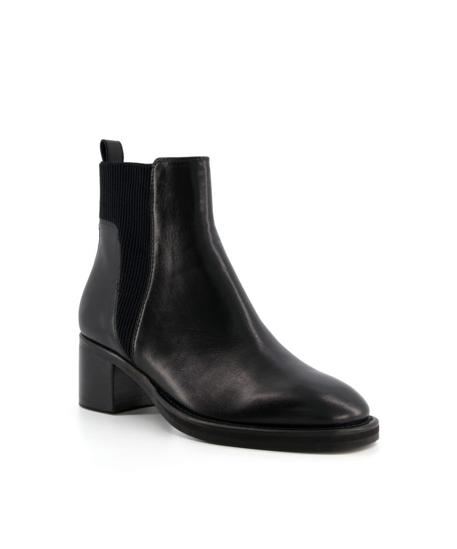 A classic pair of Chelsea boots to see you through the seasons, featuring a matte leather upper and a timeless silhouette. Designed for comfort and easy wear, this style is enhanced by wide elasticated inserts and a stacked block heel.