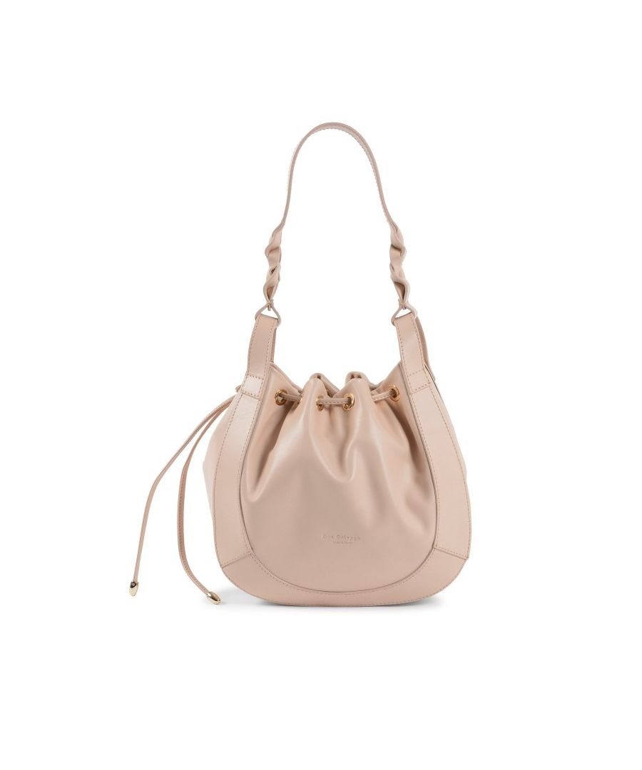 Slouchy but still stylish – that's the Barolo bucket bag. Its top grain leather material and gold-toned metal touches ensures it's smart enough to mean business, but its drawstring closure and two inner pockets means that it's relaxed enough to go with your favourite jeans too. 100% LEATHER Made in Italy 28cm X 26 cm X 13cm