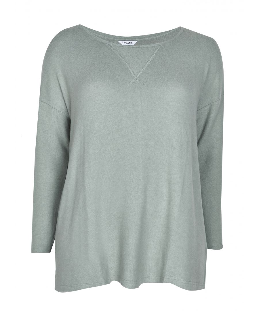 Keep warm yet stay on-trend in the Soft Touch Jumper, perfect for all casual affairs! Boasting a subdued green hue and ultra soft fabrication, this easy wear jumper is as snuggly as it is fashionable. Key Features Include: - Round neckline - Long sleeves - Relaxed fit - Pull over style - Soft touch fabrication Wear as an extra layer over your casual tee and jeans combo for effortless weekend style.