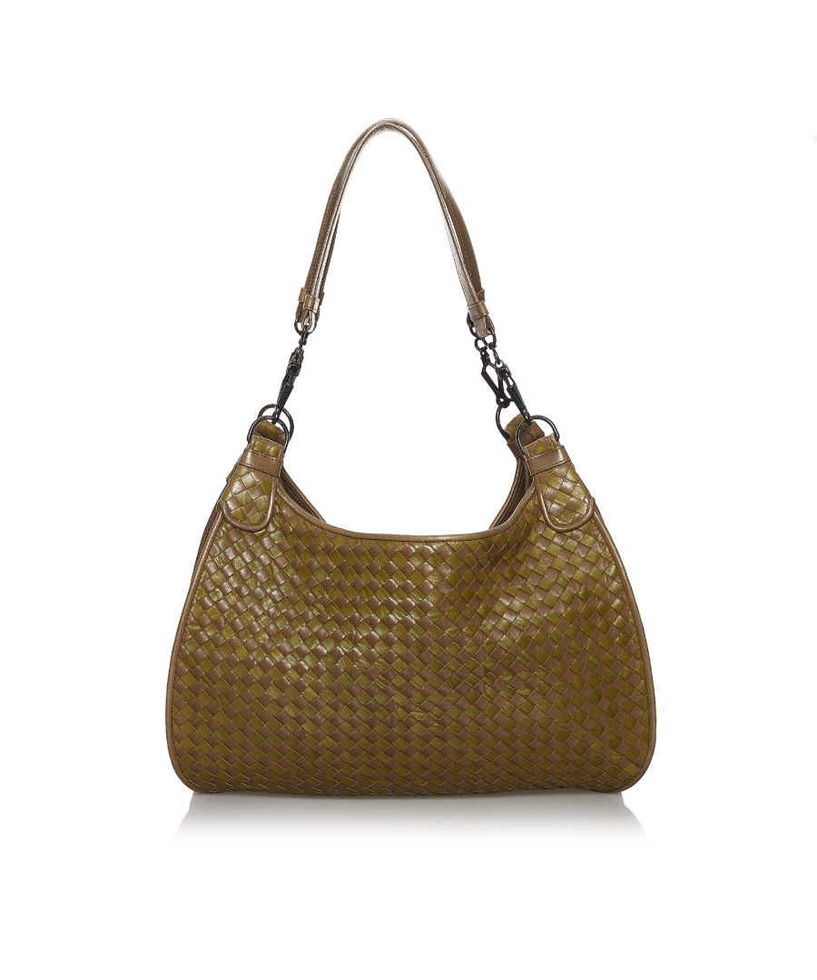 VINTAGE. RRP AS NEW. This shoulder bag features a woven leather body, a flat leather strap, and a top zip closure.\n\nDimensions:\nLength 26cm\nWidth 41cm\nDepth 18cm\nShoulder Drop 36cm\n\nOriginal Accessories: Dust Bag, Dust Bag\n\nSerial Number: 188729 VEHD1 2365\nColor: Green x Dark Green\nMaterial: Leather x Calf\nCountry of Origin: Italy\nBoutique Reference: SSU174261K1342\n\n\nProduct Rating: GoodCondition\n\nCertificate of Authenticity is available upon request with no extra fee required. Please contact our customer service team.