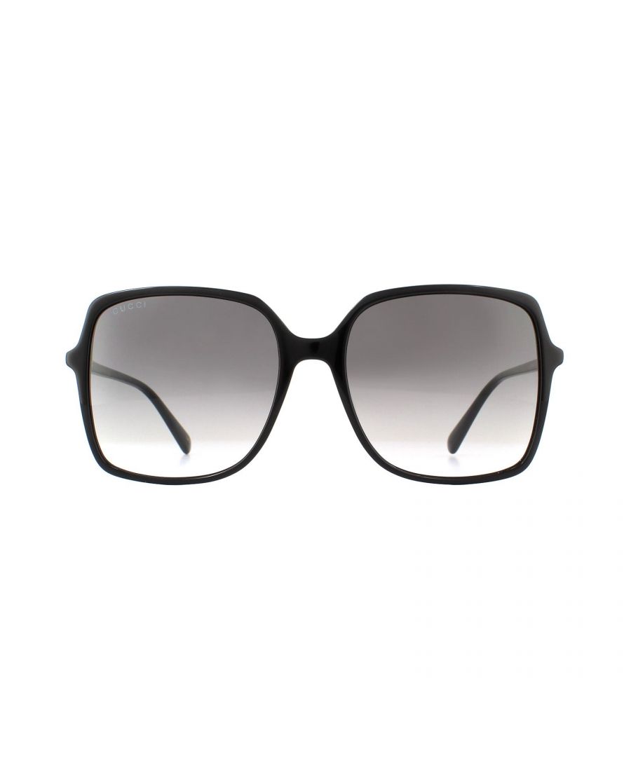 Gucci zonnebrillen GG0544S 001 Zwart grijze gradiënt zijn een eenvoudig en elegant oversized vierkant ontwerp gemaakt van lichtgewicht acetaat. Super slanke tempels hebben het in elkaar grijpende GG -logo.