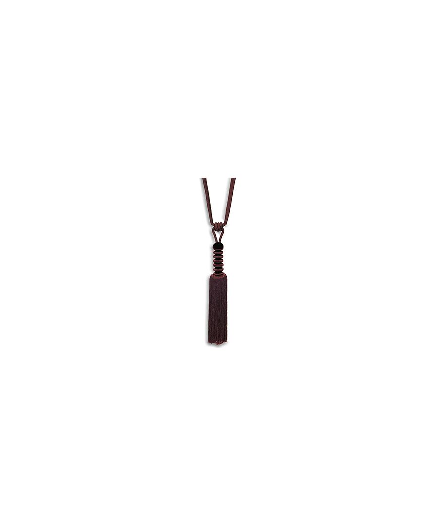 The Zen tiebacks in Damson purple have been designed to add character and charm to your curtains. Featuring a traditional silky-smooth tassel and an intricate corded design, this item is ideal for sprucing up your existing curtain set up.
