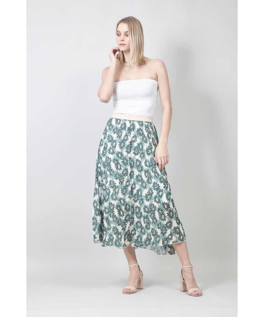 A beautiful floral print skirt perfect for those sunshine filled days. It has an elasticated waist, comes in a lightweight fabric and in a midi length. Tuck in a cami and wear with wedges.