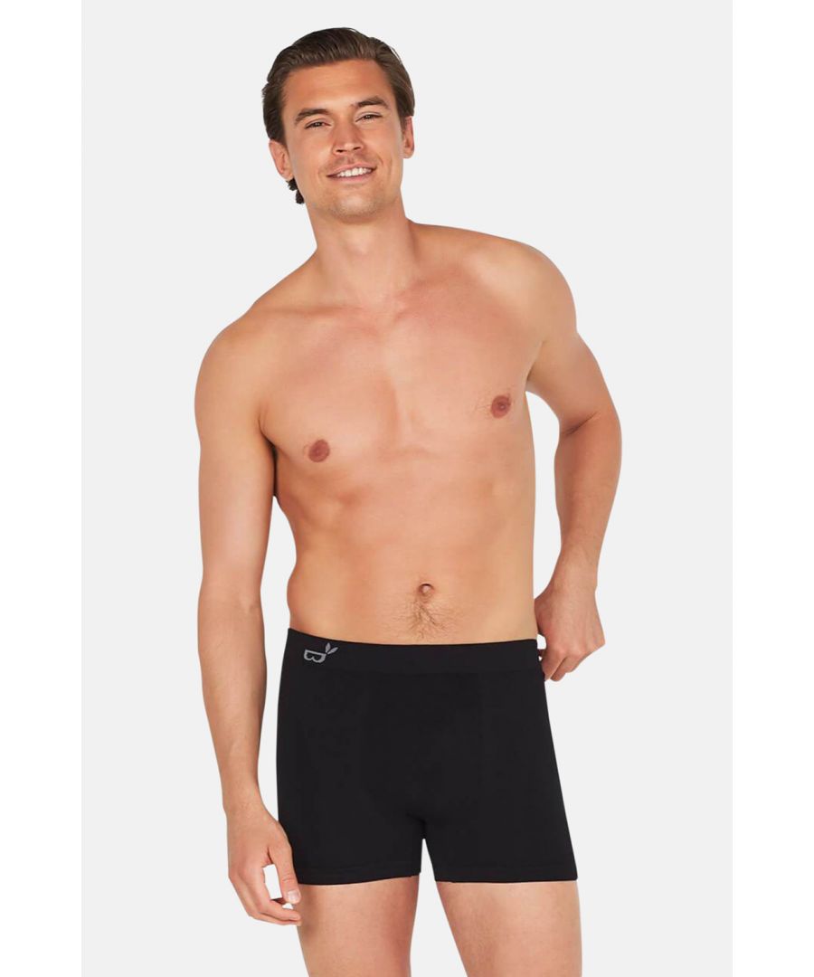 All-Over Comfort And Maximum Support. Designed With Our Versatile, Form Fitting, Breathable Fabric, The Boody Mens Boxers Were Made With Comfort In Mind. Seam-Free And With A Cleverly Designed Ribbing, Which Keeps Everything In Place Without Constricting You, These Simple, Stylish Boxers Will Make You Feel Like A Million Dollars.