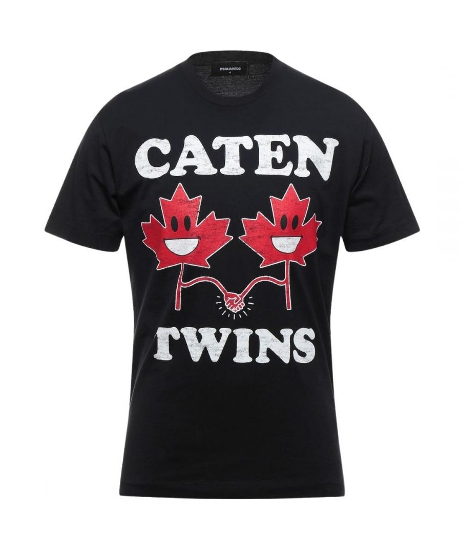 Zwart T-shirt van Dsquared2 met Maple Leaf Caten Twins. Dsquared2 cool fit zwart T-shirt. D2 Caten Twins Maple Leaf-logo. 100% katoen. Ronde hals met ribboord, korte mouwen. Stijlcode: S74GD0744 S22844 900