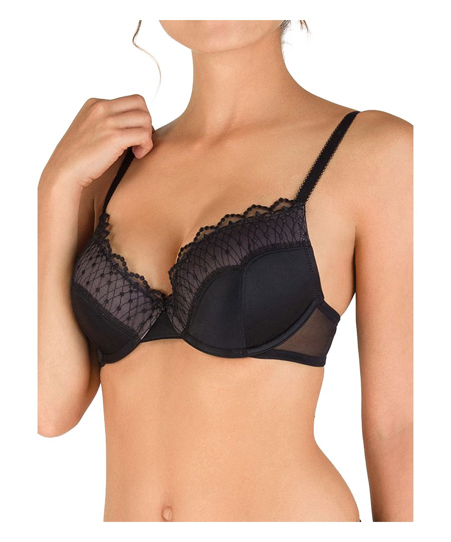 Wonderbra Womens Modern Chic Push Up T-Shirt Bra - Black - Size 30Ff