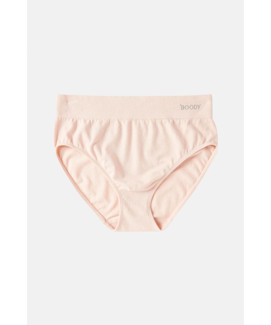 Full Brief  Fuller Coverage, Sits High On The Waist. Great For All Shapes And Sizes. . When It Comes To Underwear Theres Nothing More Flattering Than A Perfect Fit. Providing Full Coverage And Drawing On New Era Technology These Stretchy, Seam-Free Briefs Deliver Old Fashioned Style, In A Modern Comfortable Design. Sitting Above The Hip, These Briefs Are Ideal With High-Waist Trousers And Skirts.