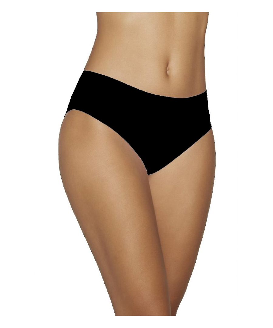 These midi briefs by Ysabel Mora are perfect for every day wear. These knickers have good overall coverage with a lined gusset, and are flat seamed so they do not show underneath clothing. Size Guide: M (12), L (14), XL (16), 2XL (18).