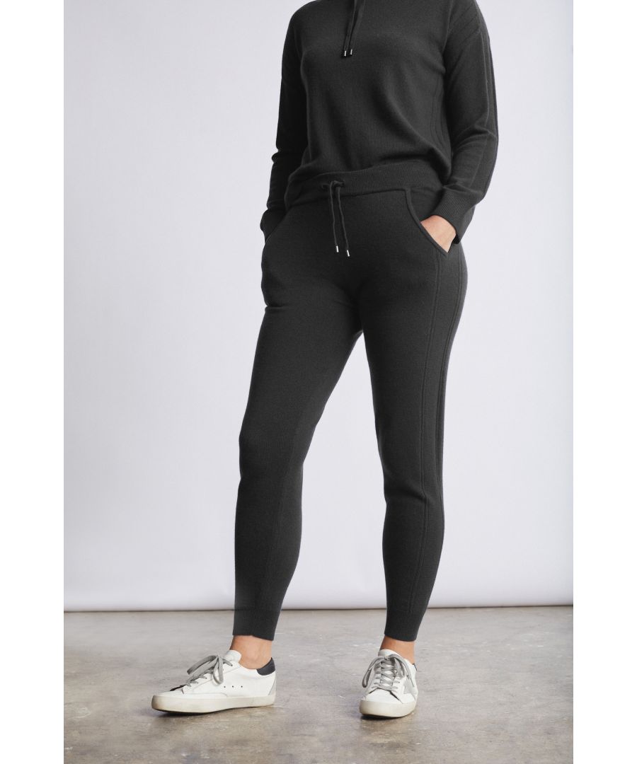 Image for Cashmere Joggers in Black