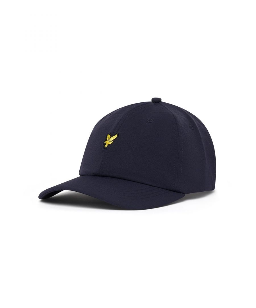 The Lyle & Scott Seersucker Baseball Cap takes our classic 6-panel Baseball Cap design and reimagines it in lightweight, breathable seersucker. Perfect for warmer weather, you'll be able to make a style statement without the sweat. Finished with curved brim, detail stitching, breathable air ducts and adjustable strap for perfect fit.