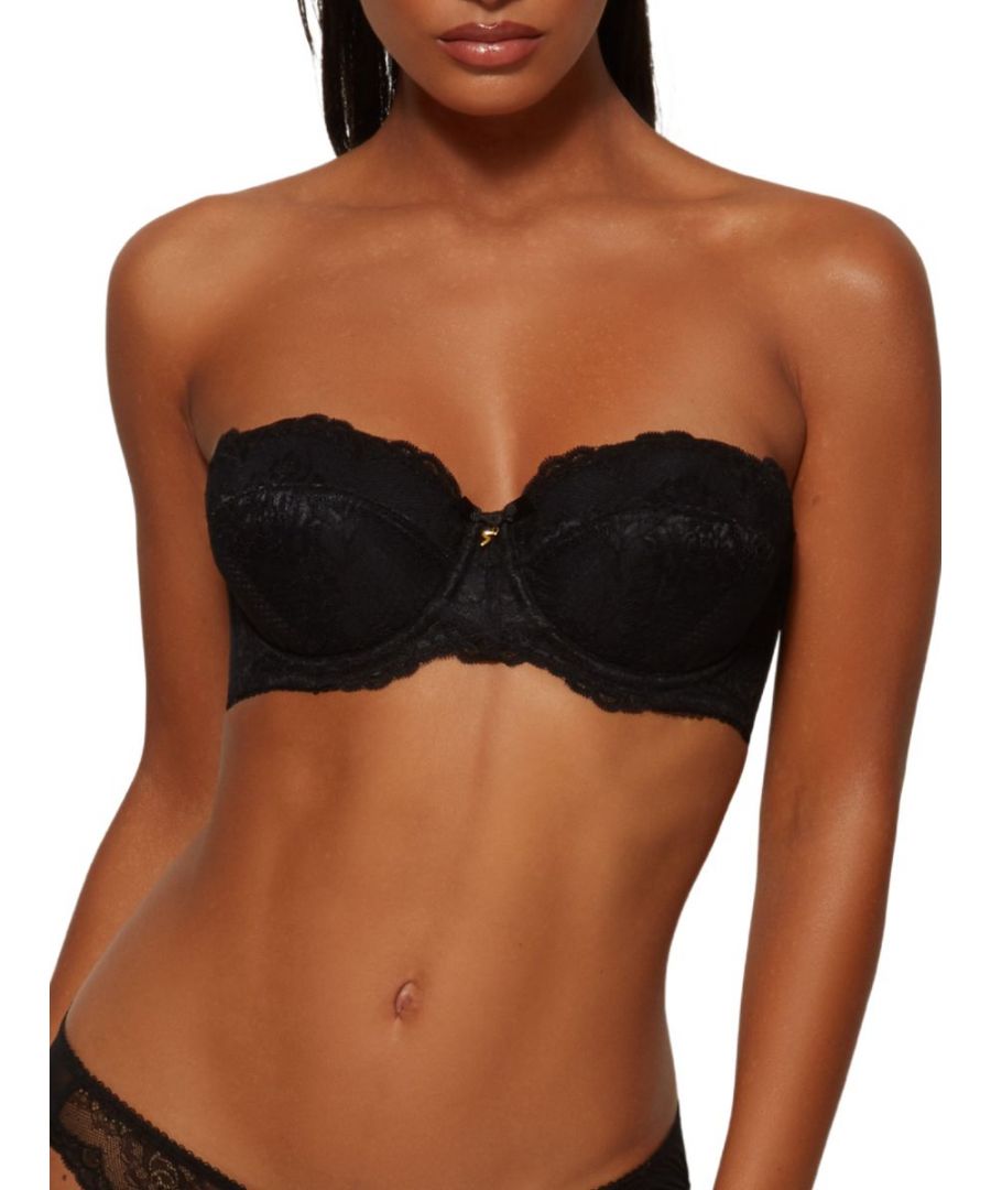 Gossard Superboost Lace Multiway Bra. Strapless and multiway options with uplift and good support. Removable push up padding in A-D cups and DD-G without padding. The product is hand-wash only.