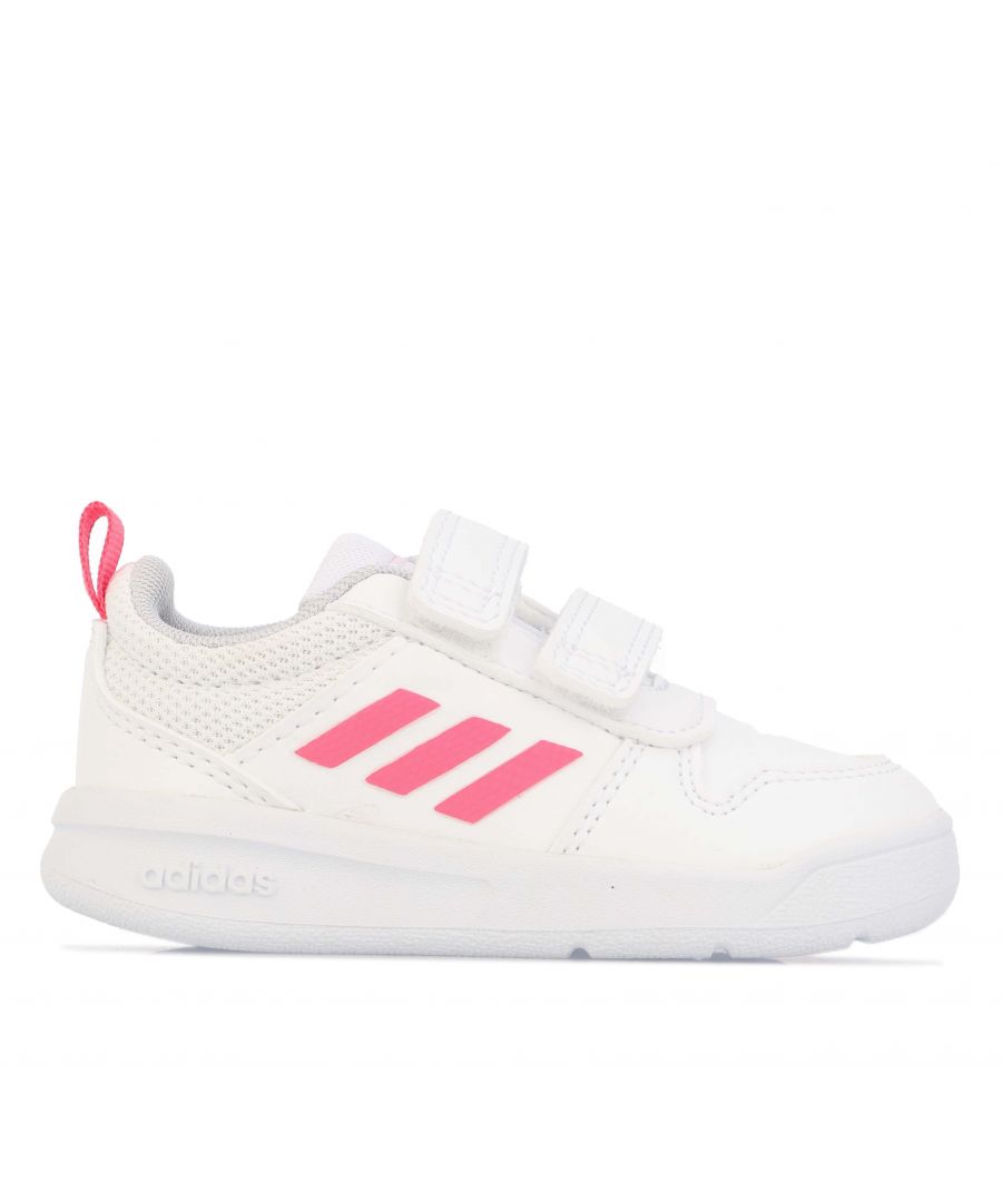 Infant adidas Tensaur Trainers in white pink.- Synthetic upper.- Double touch tape fastening straps.- Iconic three stripe branding.- Lightweight and breathable.- Textile lining.- Non- marking rubber sole.- Ref.: S24059I