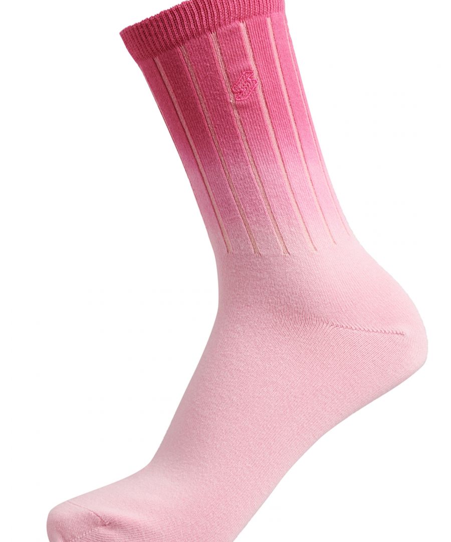 Treat your feet to comfort and enhance your personal style in our Dip Dye socks, upgrading your everyday essentials.Embroidered logoRibbed ankle detailMade with organic cotton grown using natural rather than chemical pesticides and fertilisers. The healthier soil this creates uses up to 80% less water which is better for our planet and for the farmers who grow it.XS/S - UK 3-5, EU 36-38, US 5-7S/M - UK 6-8, EU 39-41, US 8-10