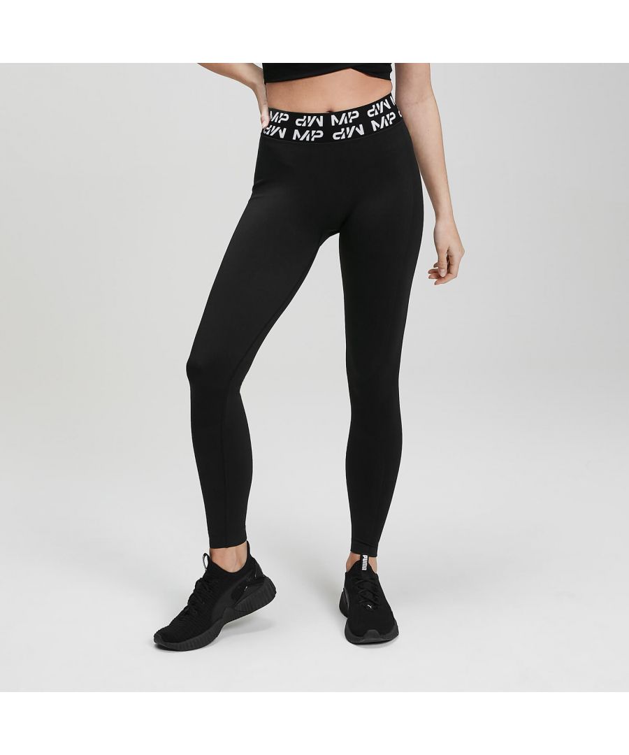 Your favourite style is back, and better than ever. When it comes to performance features, our Curve Leggings tick every box — they’re sweat-wicking, body-sculpting, high-waisted, and deliver enhanced coverage.\nModel is 5’8” and wears size S