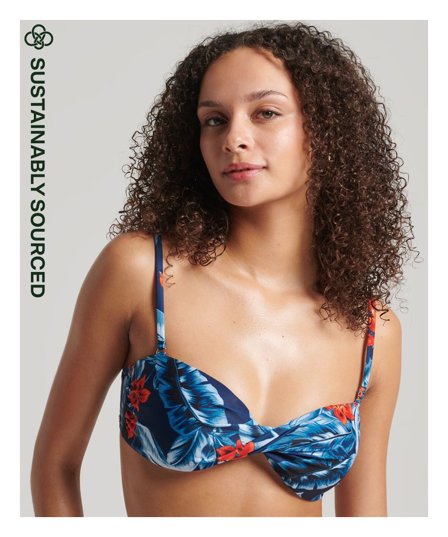 Feel supported and stylish in our Vintage Twist Bandeau Bikini Top. With inspired tropical prints and an authentic shape, you can bring that retro vibe with you wherever you splash.All over printDetachable and adjustable spaghetti strapsTwisted front with padded cupsAdjustable hook fasteningMetal Superdry tabMatching bottoms availableBy 2050, there will be more plastic in the ocean than fish.Help save plastic from polluting the earth. Wear this instead.This new swimwear fabric is made from 80% recycled post-consumer waste.