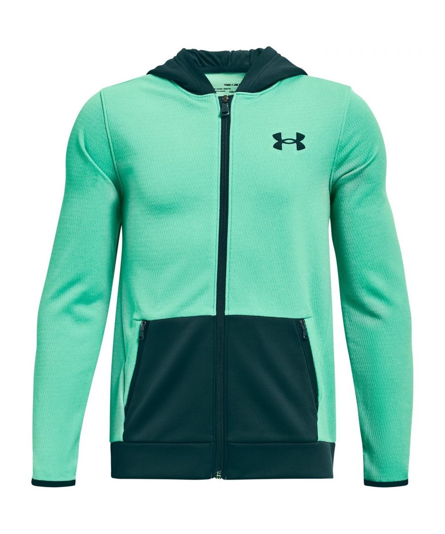 Under Armour Fleece Full Zip Hoody Junior Boys - The Kids Under Armour Fleece Full Zip Hoody is a great addition to any training wardrobe, featuring a full zip closure teamed with an elasticated and ribbed trim to the wrist cuffs and hem for a secure and comfortable fit. Two open pockets to the lower chest provide ample space for the essentials and the Under Armour branding to the upper chest completes the look.