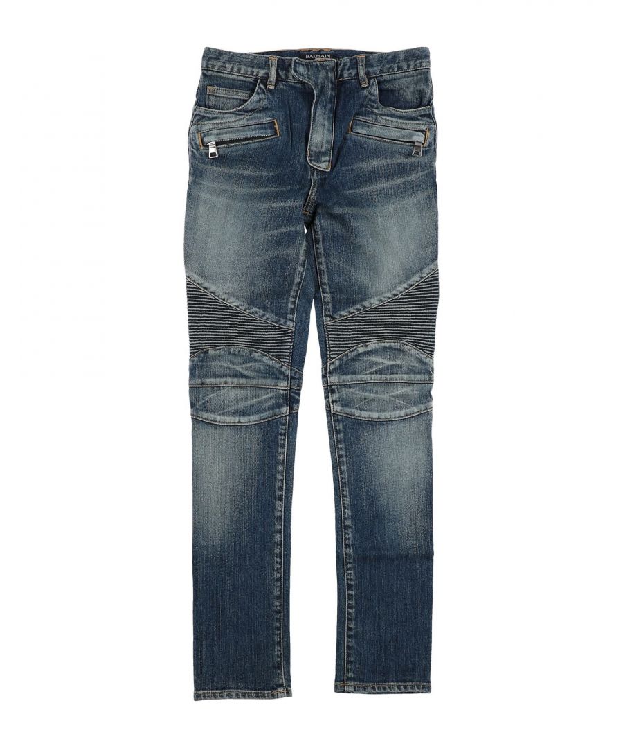 denim, faded, no appliqués, solid colour, medium wash, mid rise, front closure, hook-and-bar, zip, multipockets, hand wash, dry cleanable, iron at 110° c max, do not bleach, do not tumble dry, large sized