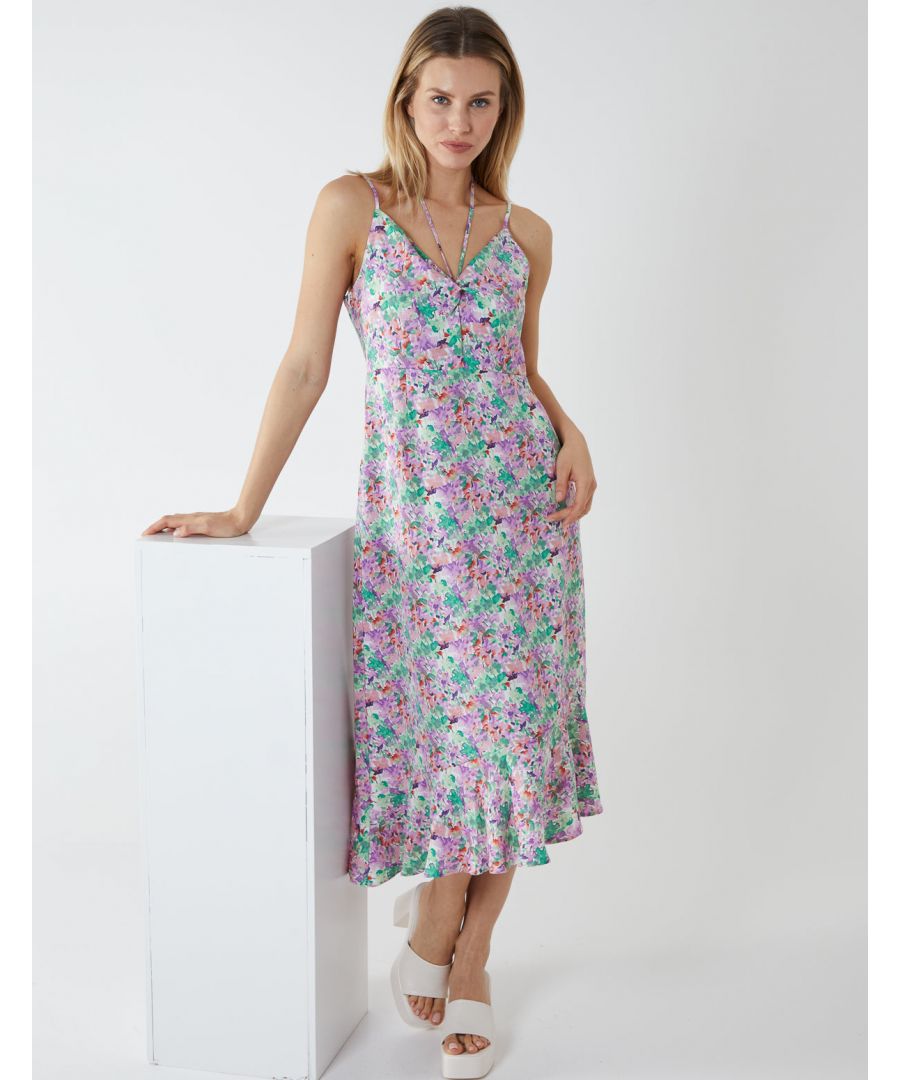 Step into summer with this floral print dress. With statement twist front and halter neck this dress will have you in the spotlight this season. Keep in casual with sunny sandals.  