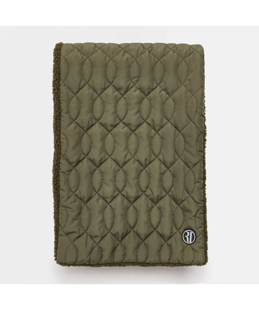> Brand: River Island> Department: Men> Colour: Khaki> Style: Scarf> Material Composition: 100% Polyester> Occasion: Casual> Pattern: Quilted> Material: Polyester> Season: AW22