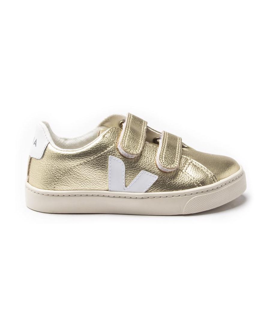 Dress Up Your Future Fashionistas In Style With The Esplar Velcro Children's Trainers From Cult Brand Veja. The Gold Metallic Trainers Are Made From Soft Leather And Complemented With Dual Hook And Loop Closures For A Secure And Comfortable Fit.