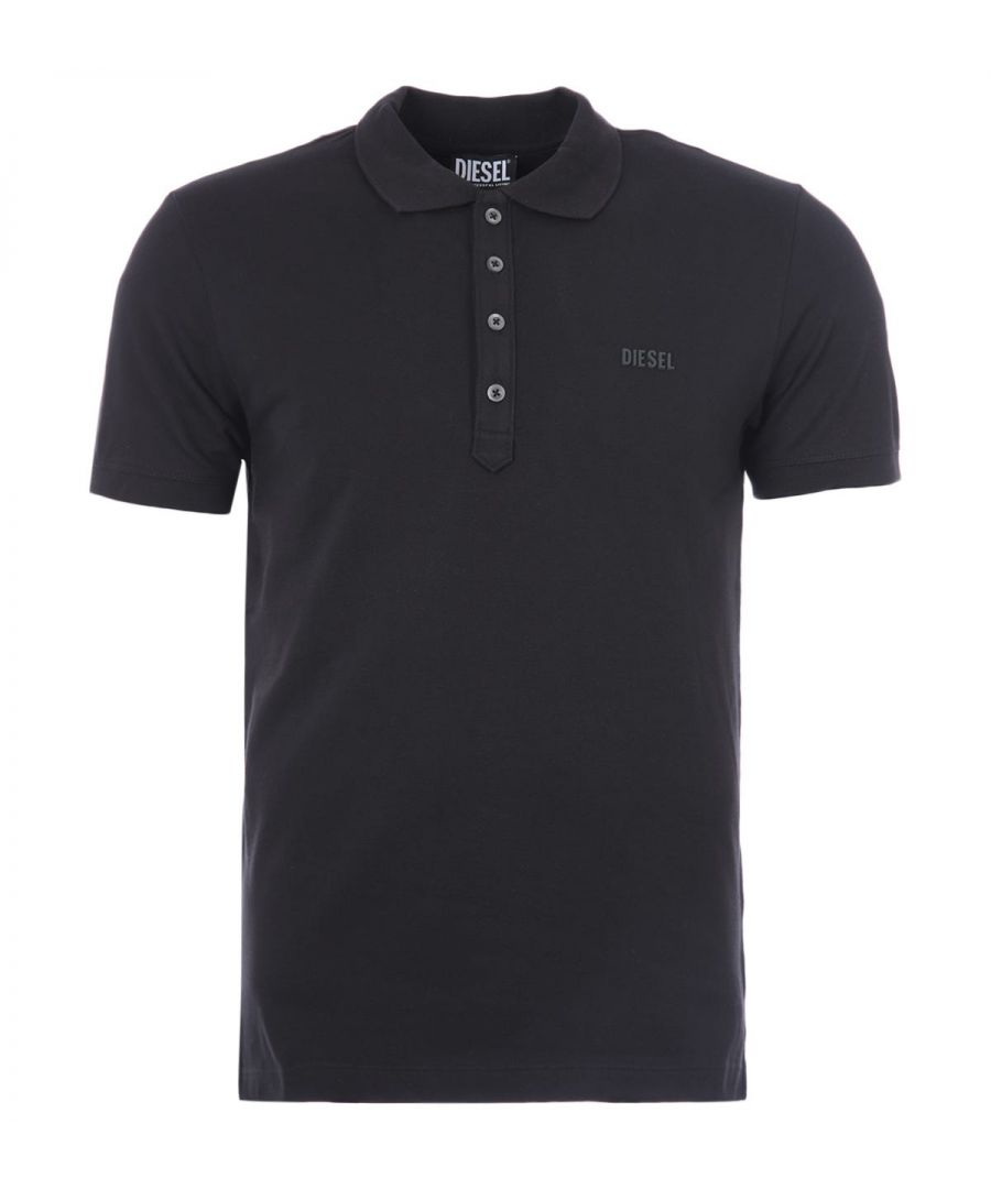 Crafted from stretch cotton pique, the T-Heal HD Logo Polo Shirt from Diesel is the ideal piece to refresh your polo shirt collection. Featuring a rib-knit collar, four-button placket and short sleeves with rib-knit cuffs. Finished with an HD Diesel logo printed on the chest.Regular Fit, Stretch Cotton Pique, Rib-Knit Collar, Four Button Placket, Short Sleeves , Rib-Knit Cuffs, Diesel Branding. Style & Fit:Regular Fit, Fits True to Size. Composition & Care:95% Cotton, 5% Elastane, Machine Wash.