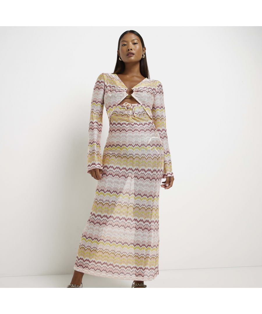 > Brand: River Island> Department: Women> Colour: Pink> Style: Maxi> Material Composition: 100% Polyester> Material: Polyester> Neckline: V-Neck> Sleeve Length: Long Sleeve> Dress Length: Long> Pattern: Printed> Occasion: Party/Cocktail> Size Type: Petites> Season: AW22