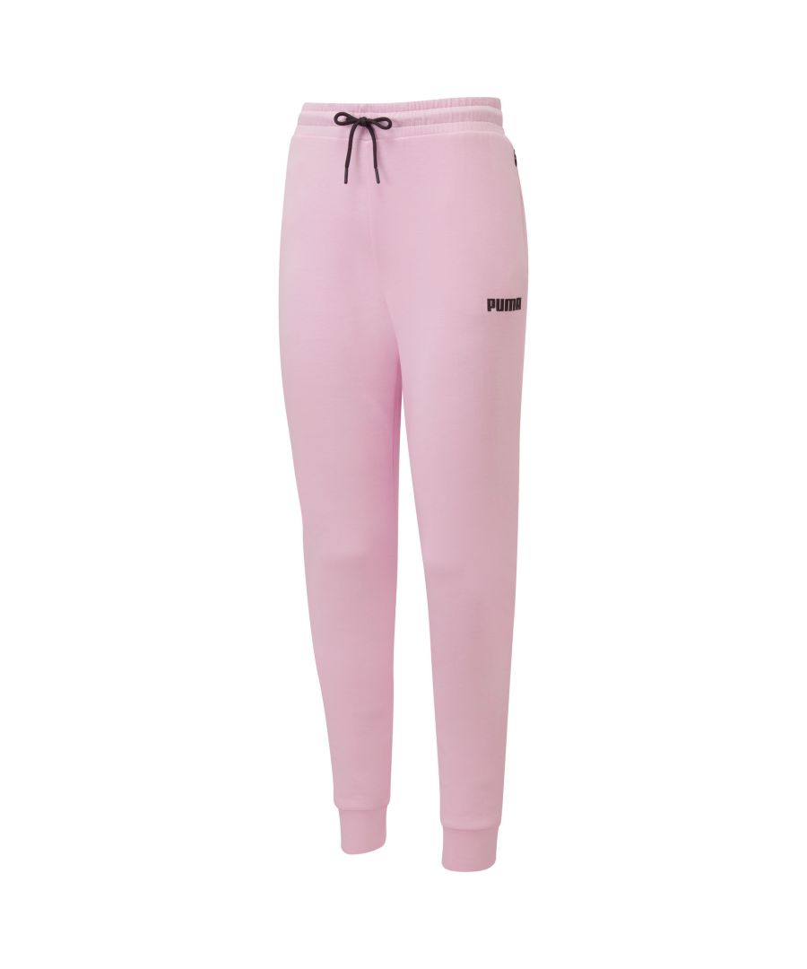 Perfect for relaxing at home or heading out, the SPACER Pants will keep you dry and fresh, thanks to their moisture-wicking material. DETAILS Slim fitComfortable style by PUMAPUMA branding detailsSignature PUMA design elements