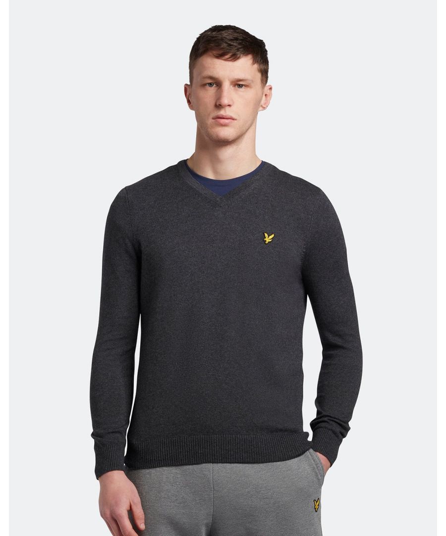 Lyle & Scott Mens Cotton Merino V Neck Jumper in Grey - Size Large