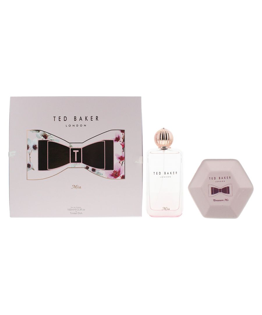 Sweet Treats Mia by Ted Baker is a floral fruity fragrance for women. Top notes: lemon, strawberry and black currant. Middle notes: rose, lily-of-the-valley and freesia. Base notes: patchouli and amber. Sweet Treats Mia was launched in 2017.
