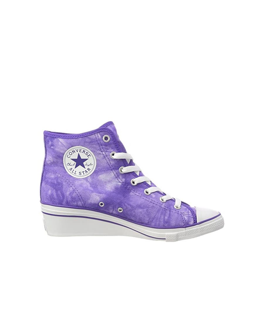 Converse Chuck Taylor Side Hi-Ness - high women's wedge sneakers.\nConverse has been one of the most popular shoes for many years.\nWorn by big stars like Avril Lavigne, James Hetfield of Metallica, members of Green day, and Jessica Alba, Keira Knightley, Jennifer Aniston, Bruno Mars and many more.\nThey fit various styles.\nThey are characterized by great comfort and durability, which is what the Converse brand is famous for.