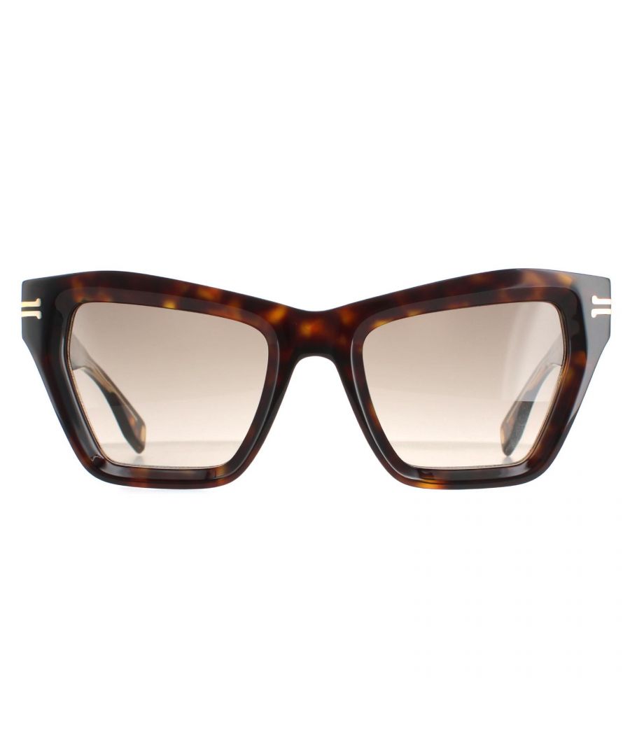 Marc Jacobs Cat Eye Womens Havana Crystal Brown Gradient  MJ 1001/S  Sunglasses are a ultra-modern cat eye design crafted from chunky acetate. The Marc Jacobs logo features on the inner side of the temples for brand authenticity.