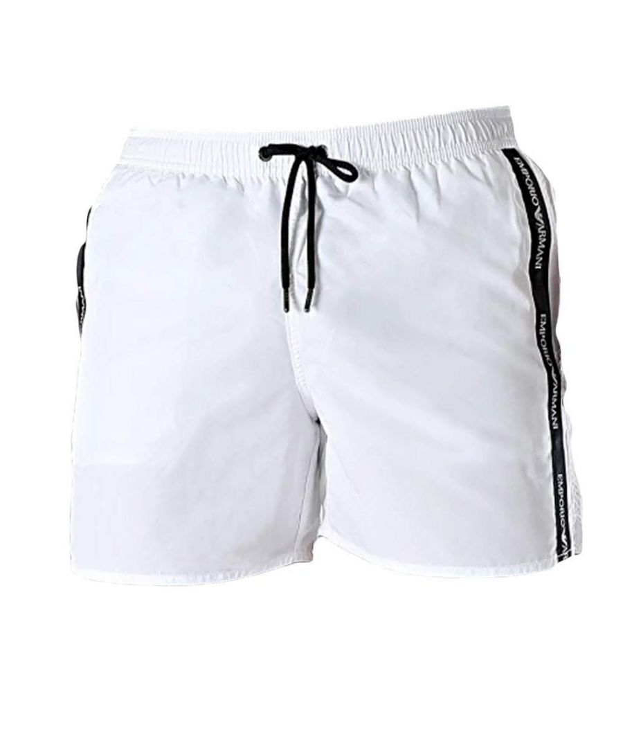 Emporio Armani Original zwembroek Heren Wit Synthetisch. Authentieke stadskleding van het merk Emporio Armani - streetwear/sportkleding design van Emporio Armani - Emporio Armani for men fashion, perfect voor dagelijks gebruik - Emporio Armani zwempak in witte kleur past perfect bij de rest van je kleedkamer - comfortabel synthetisch materiaal - klassiek - Origineel zwemmen -