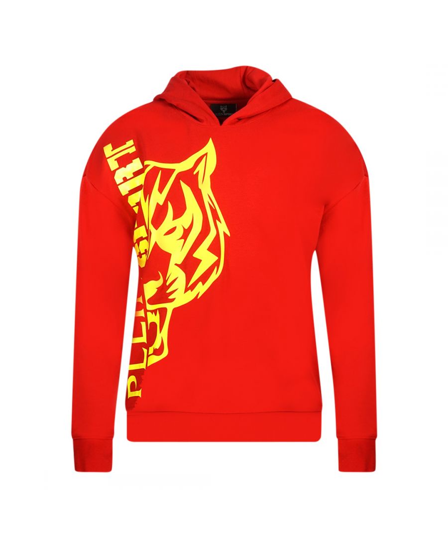 Plein Sport Side Logo rode hoodie. Philipp Plein sport rode hoodie. 52% katoen, 48% polyester. Grote Plein-branding aan de zijkant. Normale pasvorm, valt normaal qua maat. Stijlcode: FIPSC1312 52
