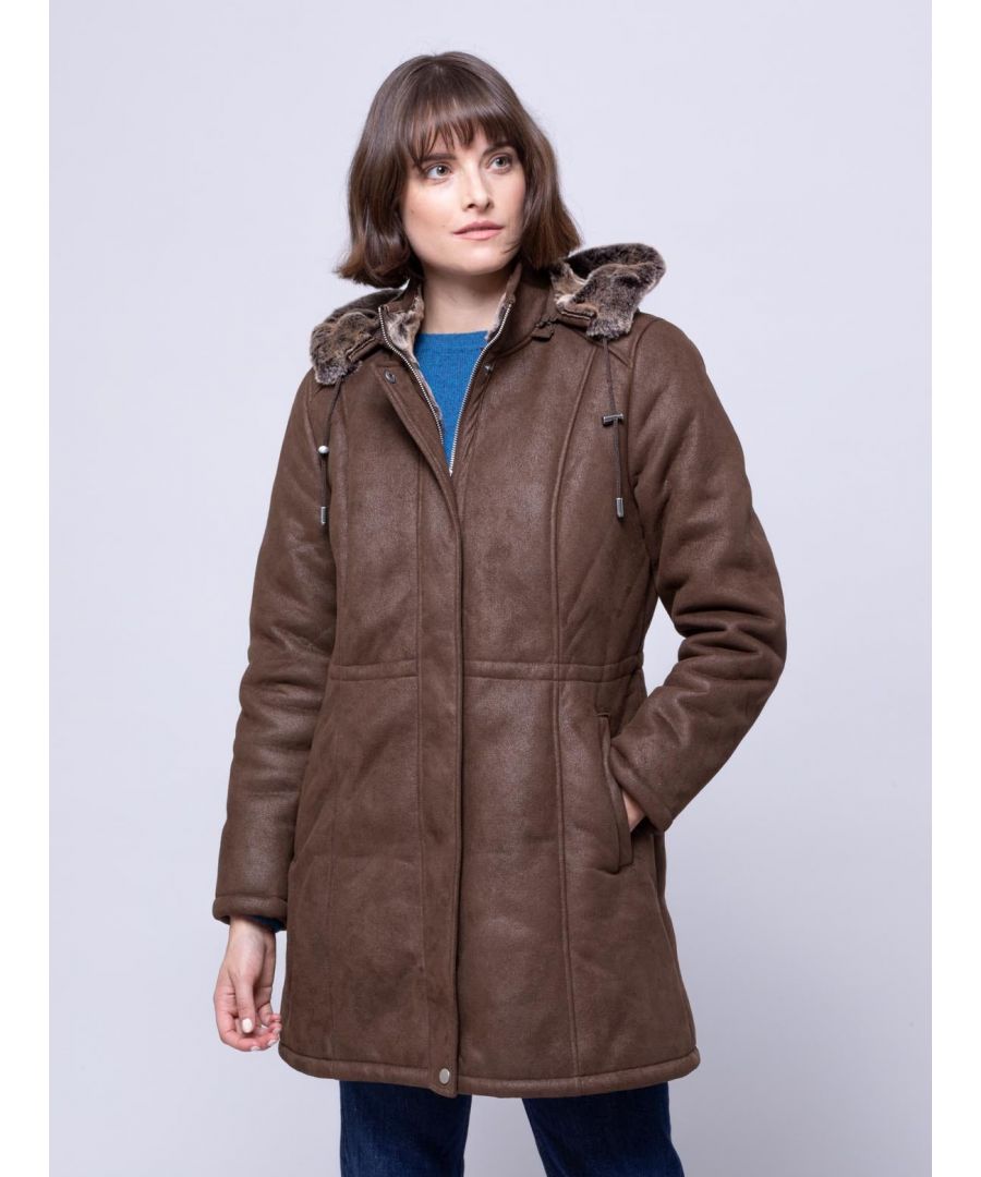 A style that embraces the heritage of Lakeland, the Patterdale is a classic parka coat, crafted from our unique faux sheepskin material. The long contoured panels and internal drawstring waist offer a flattering fit. Warmth is provided by the unbelievably realistic faux sheepskin, funnel collar, front placket and longer length. And we've not stopped there; the detachable hood adds an extra element of versatility too, alongside the subtle oak brown colourway.