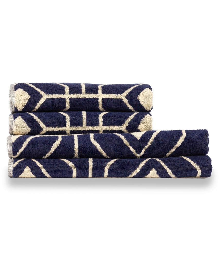 Make your bathroom buzz with the Bee Deco 4-piece towel bale. Featuring a honeycomb inspired geometric design with buzzing bumble bees, these 100% Turkish cotton towels are the perfect addition to any modern, colour-loving home! This product is certified by OEKO-TEX® showing it has been sustainably made.
