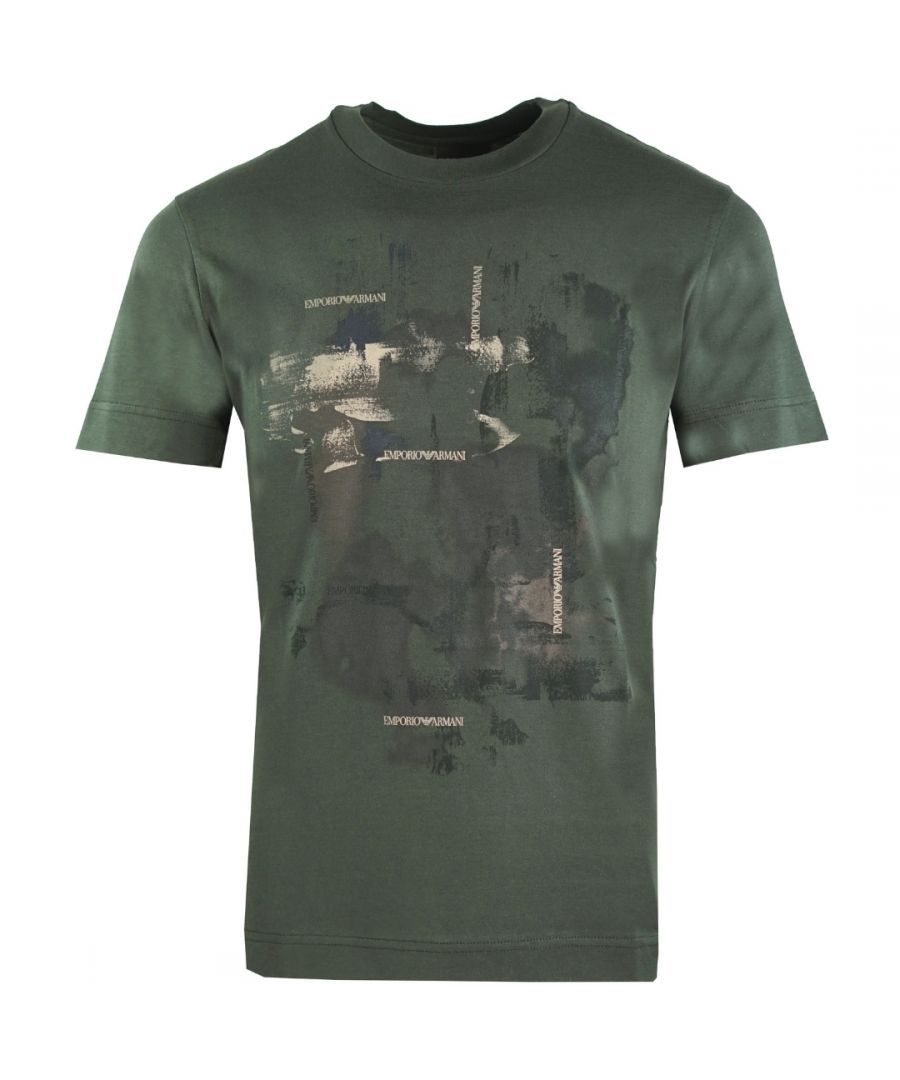 Emporio Armani groen T-shirt met abstracte print. Emporio Armani groen T-shirt met korte mouwen. Logo-ontwerp op de voorkant van het T-stuk. 100% katoen. Emporio Armani zichtbare branding. Stijl: 6H1T8I 1JSHZ 0564