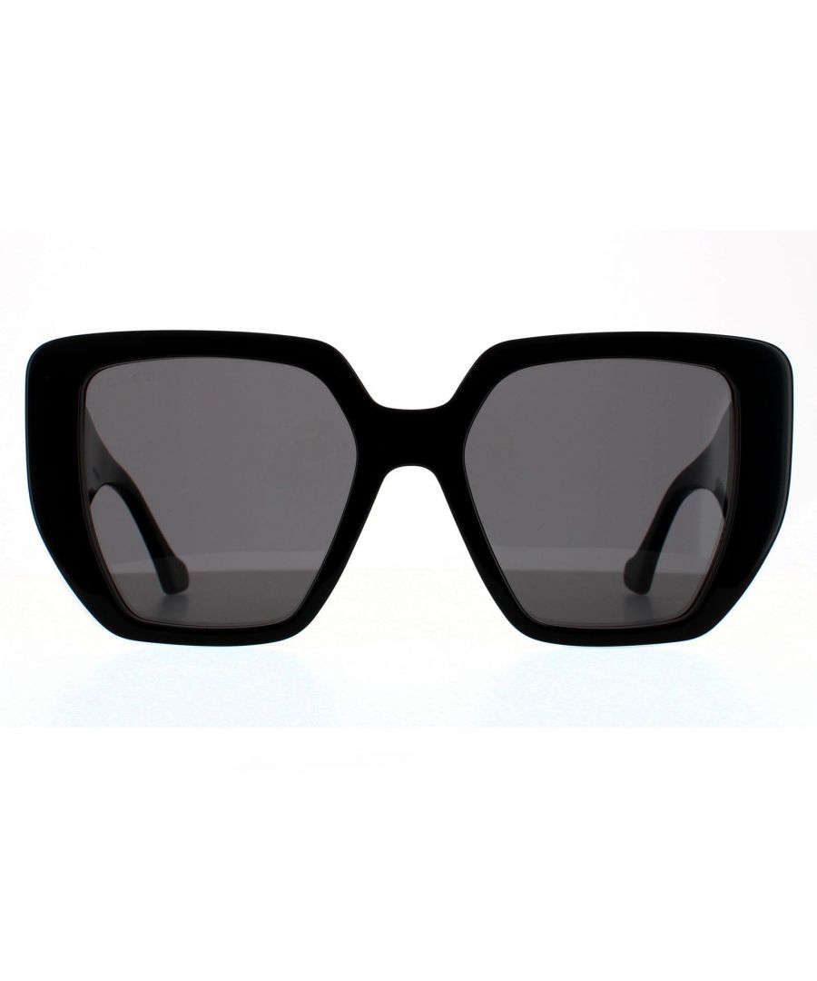 Gucci Square Womens Black Grey  Sunglasses Gucci have a super chunky acetate frame with wide temples and an extra large interlocking metal GG logo.