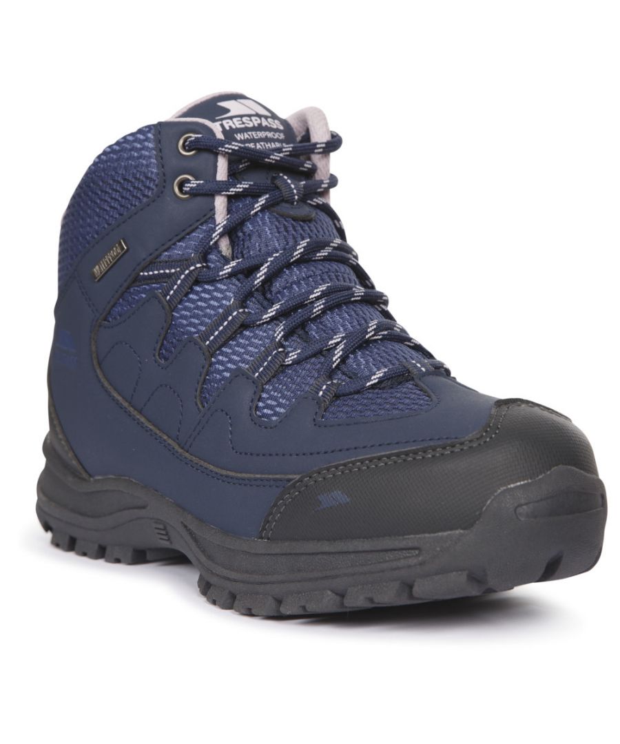 You can hike whatever the weather in Mitzi women’s hiking boots; a pair that are both practical and pretty. A subtle hint of colour brightens up these supportive, waterproof boots that are the perfect fit for some outdoor exercise.