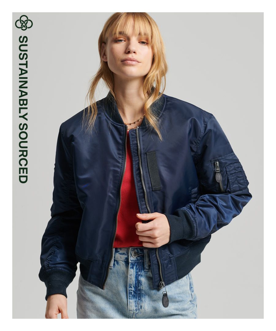 A classic bomber design with a military twist, the MA1 Bomber Jacket is aviation-inspired and a season must-have.Relaxed fit – the classic Superdry fit. Not too slim, not too loose, just right. Go for your normal size.Zip fasteningElasticated hem and cuffThree pocket designQuilted liningClassic metal Superdry logo tabs
