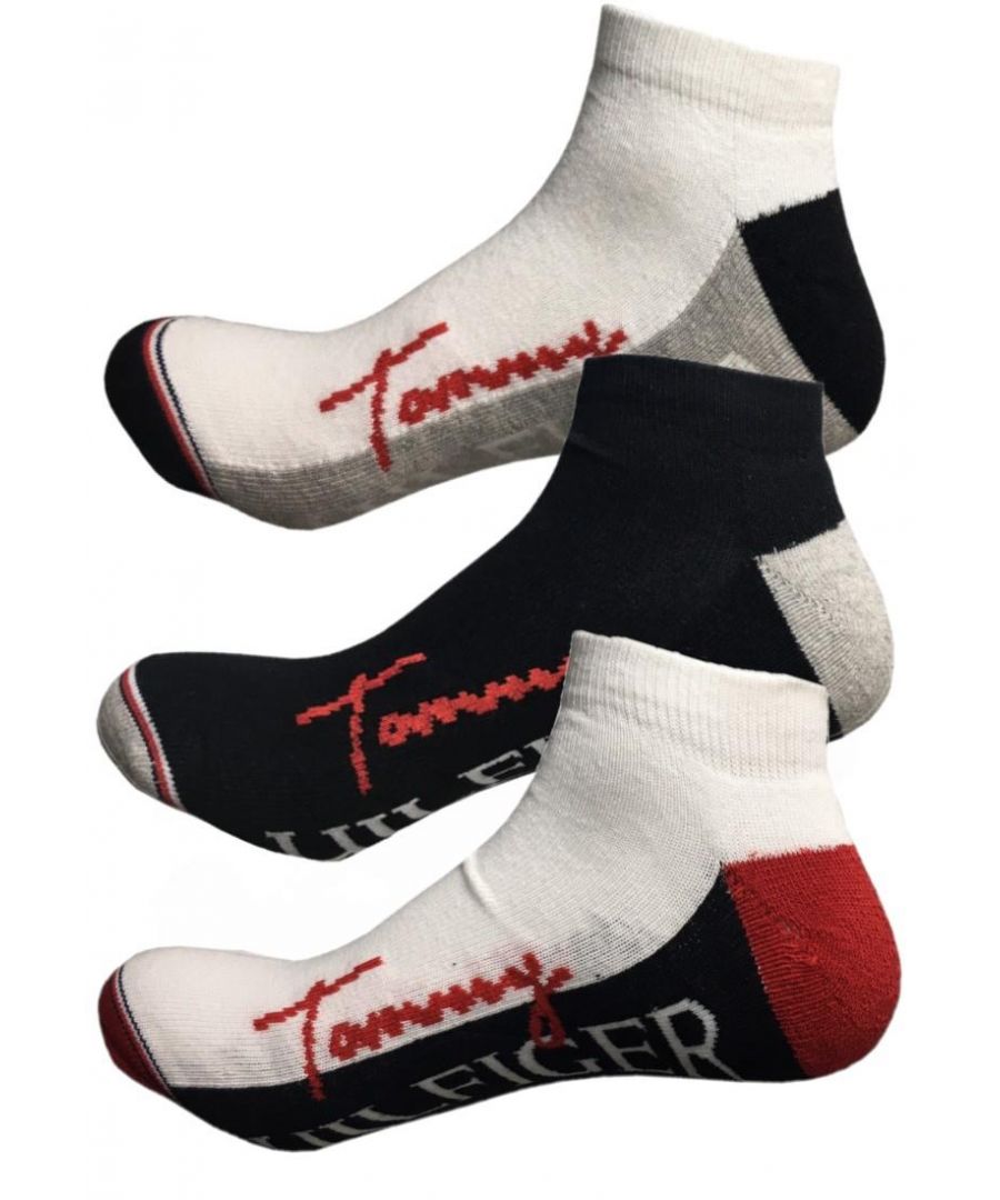 Tommy Hilfiger Mens Socks 3 Pairs.        \n\n(1x Black, 1x White, 1x Grey).        \n\nSmooth Structure, Stretchable, Low Cut.        \n\n80% Cotton, 18% Polyester, 2% Elastane.        \n\nMachine Washable.