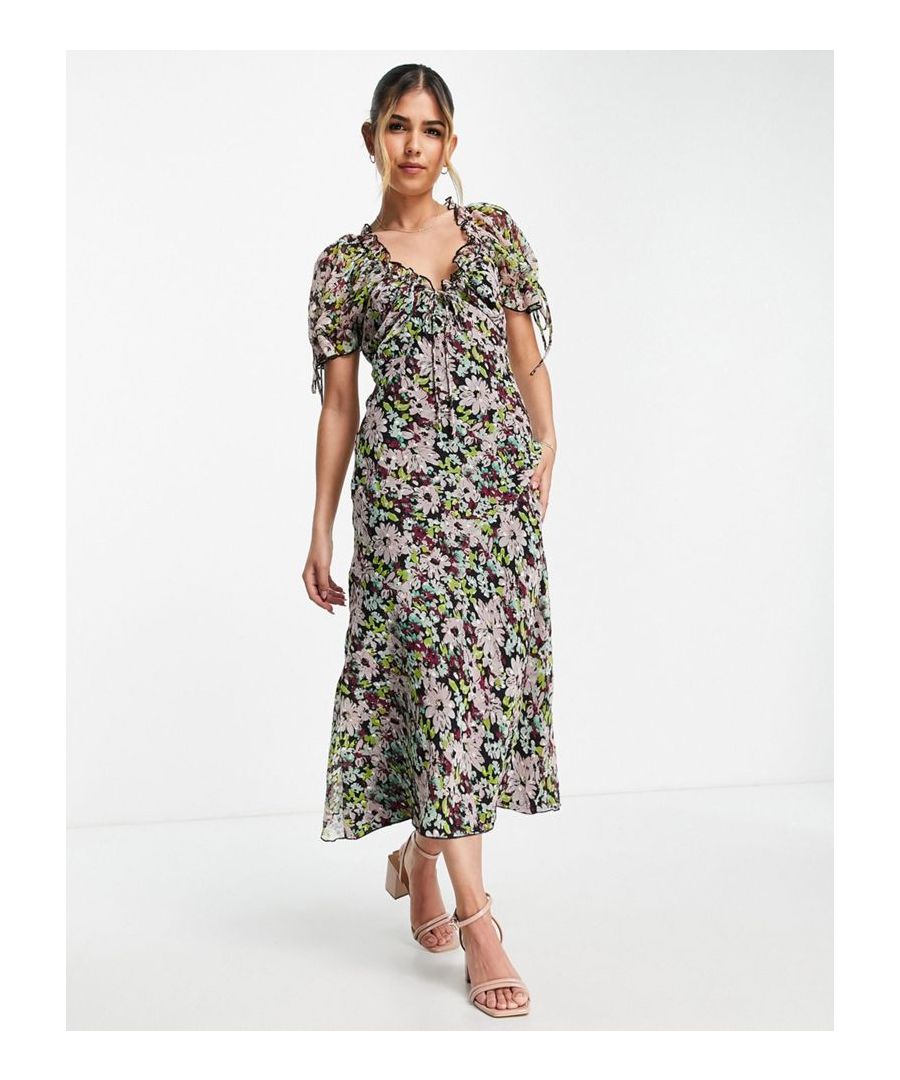 Midi dress by ASOS DESIGN All dressed up Floral print Sweetheart neck Short sleeves Tie and zip-back fastening Regular fit  Sold By: Asos