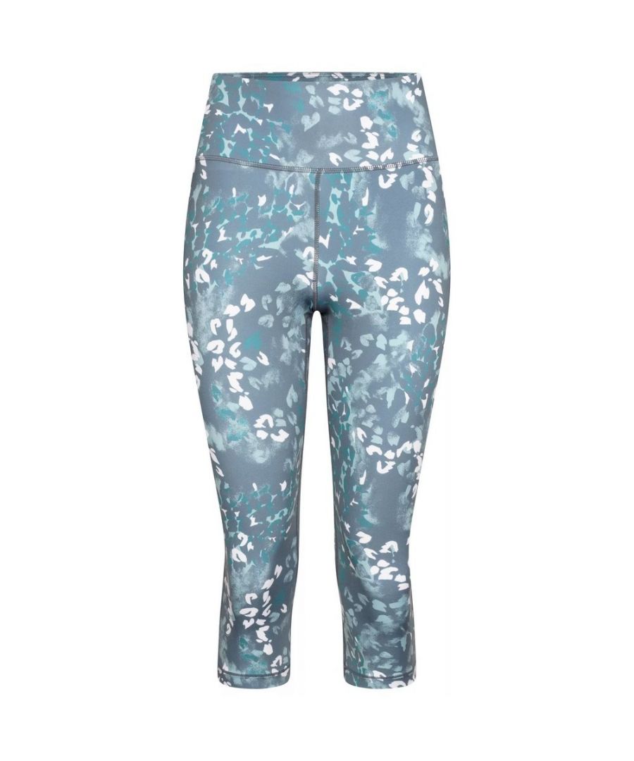 85% Polyester, 15% Elastane. Fabric: Jersey, Q-Wic, Recycled, Soft Touch. Design: Animal Print, Logo. Fit: Streamlined. Flat Locked Seams, Squat Proof. Fabric Technology: Lightweight, Moisture Wicking, Quick Dry, Sweat Resistant. Length: 3/4 Length. Pockets: Waistband Pocket. Waistline: Elasticated.