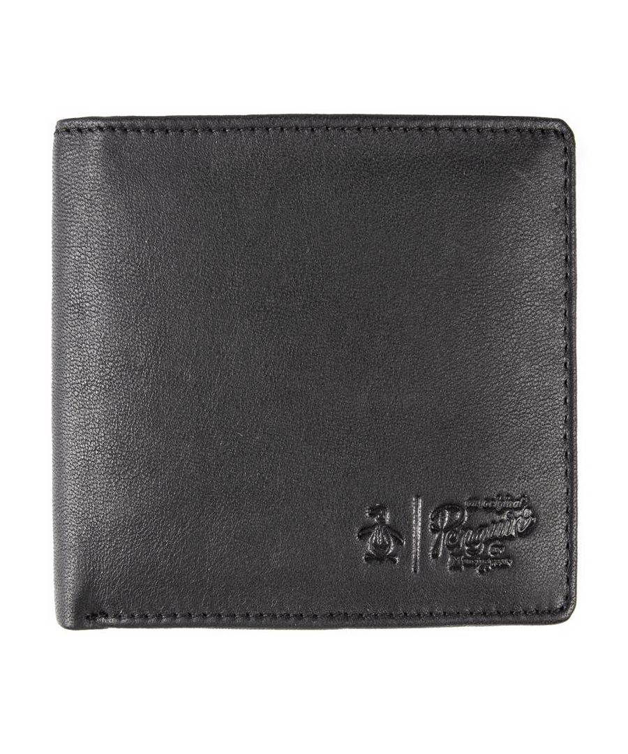 Mens Original Penguin Frederick Boxed Wallet in black.- Coin compartment.- Bi-Fold design.- Embossed Penguin logo.- Multiple card slots.- 50% Leather  50% Polyurethane.- Ref: AW21PENOP030