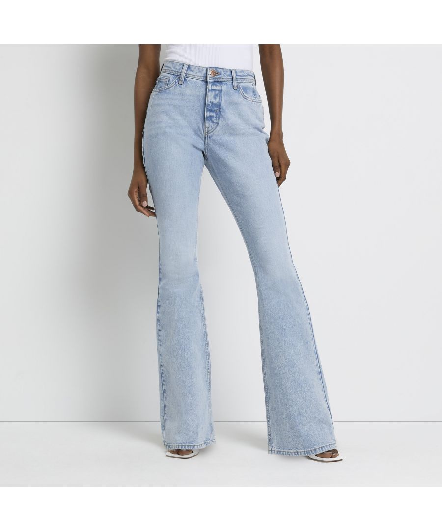 > Brand: River Island> Department: Women> Colour: Denim> Type: Jeans> Style: Flared> Size Type: Regular> Material Composition: 99% Cotton 1% Elastane> Material: Cotton Blend> Fit: Slim> Pattern: No Pattern> Occasion: Casual> Season: SS22> Closure: Button> Rise: High (Greater than 10.5 in)> Fabric Wash: Light> Pocket Type: 5-Pocket Design