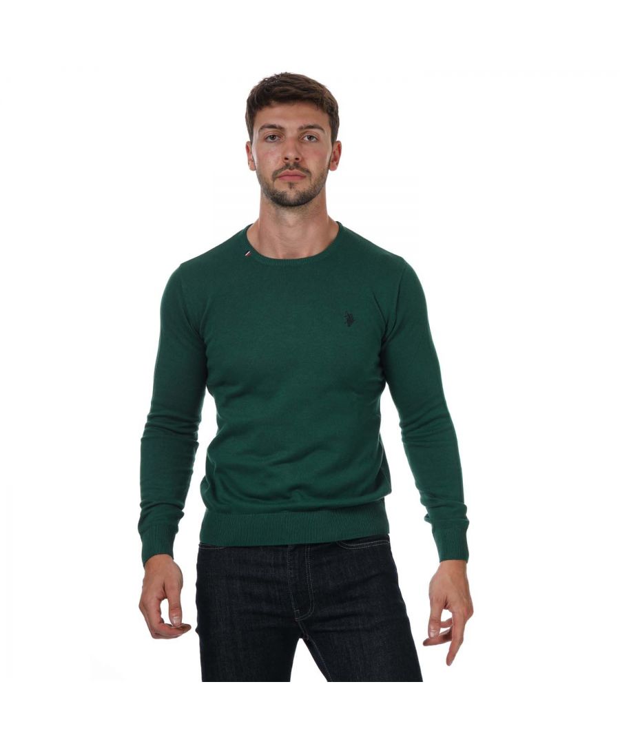 Mens US Polo Assn Crew Neck Jumper in green.- Ribbed crew neck.- Long sleeves.- Rib-knit construction.- U.S. Polo Assn embroidered logo to chest.- Regular fit.- 100% Cotton.- Ref: 63693149