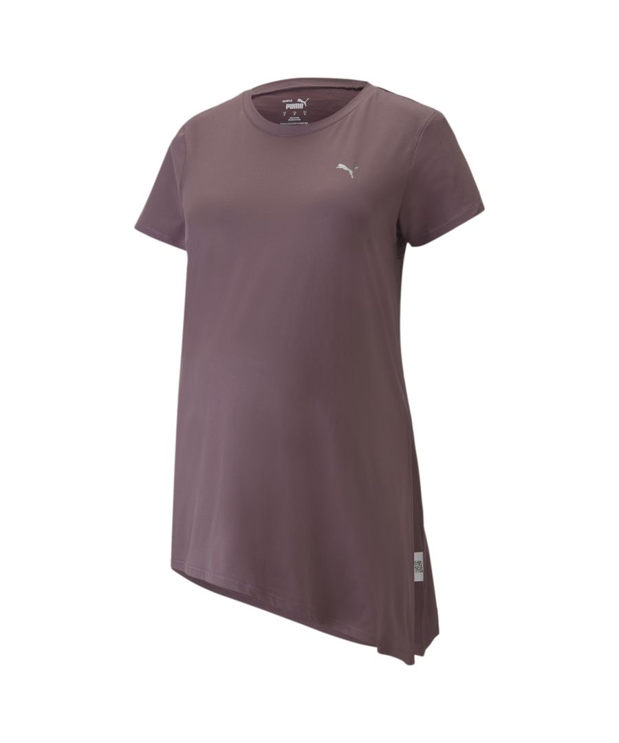 PRODUCT STORY. You don't have to compromise your style just because you're pregnant. This super soft training tee has a loose and boxy fit for extra comfort. Not only that, it features dryCELL moisture-wicking technology to keep you cool and smart PUMA branding, and is made from recycled materials for piece of mind, making it your new go-to staple throughout all three trimesters and beyond.FEATURES & BENEFITS.dryCELL: PUMA's designation for moisture-wicking properties that help keep you dry and comfortable.Recycled Content: Made with at least 20% recycled material as a step toward a better future. DETAILS.Oversized fit.Crew neck.Side tie option.Pintuck texture material.