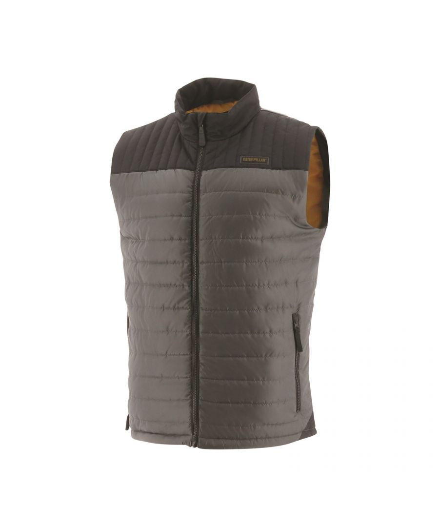 The Squall Vest is the ideal work vest. By fitting closer to the body, the lightweight insulation offers comparable warmth and better mobility than bulkier alternatives.