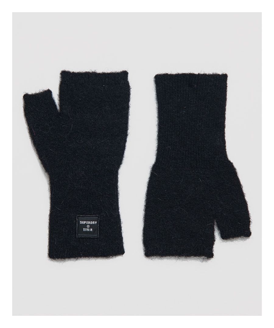 Deze halflange handschoenen zijn heerlijk zacht en ontworpen om je handen warm te houden. Ze zijn een ideale aanvulling op je wintergarderobe.Vingerloos ontwerpMix van alpacawol en wolKenmerkend logolabel