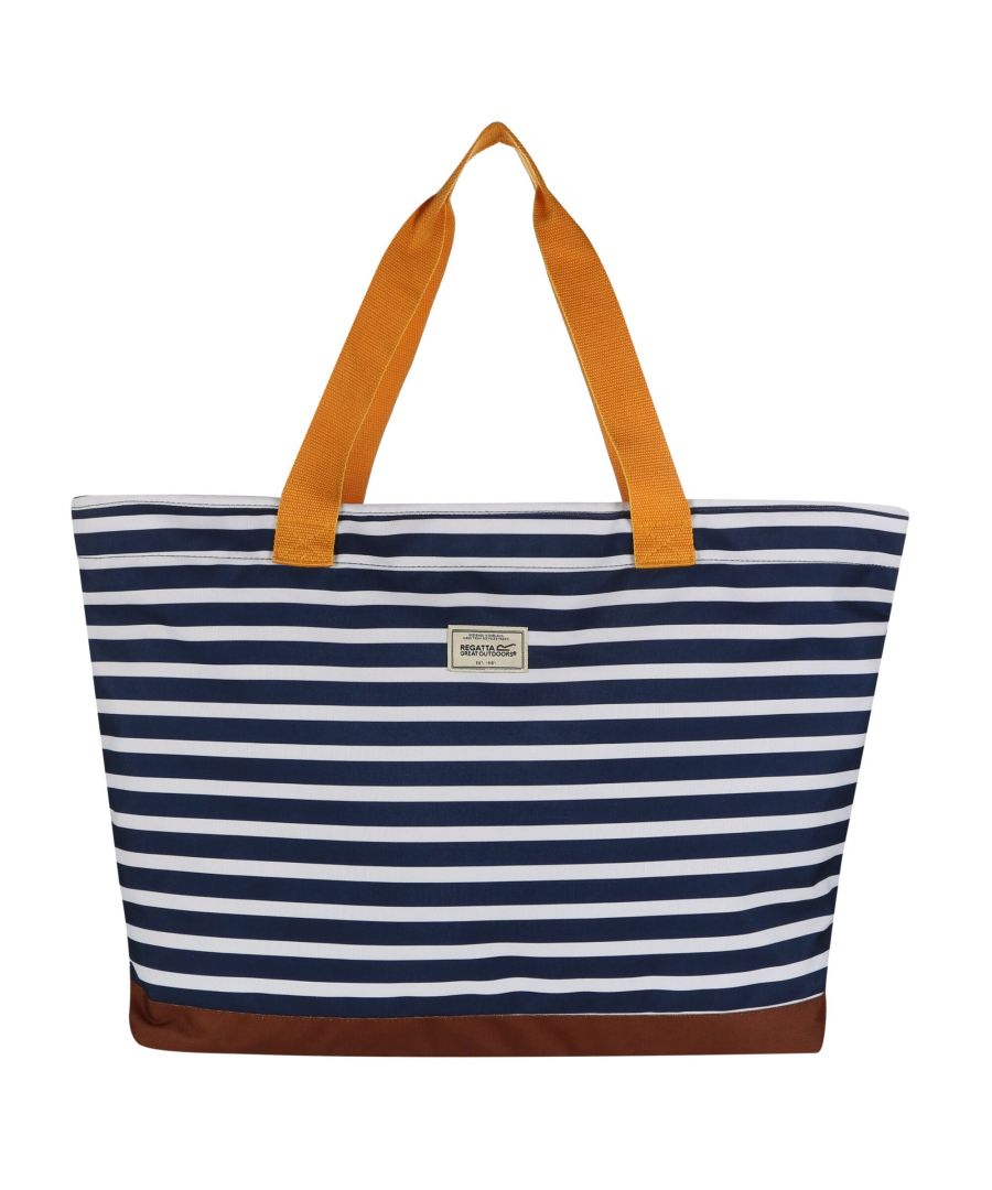 100% Polyester. Fabric: Recycled. Fastening: Clip, Zip. Key Clip. Pockets: 1 Security Pocket. Design: Beach, Striped.